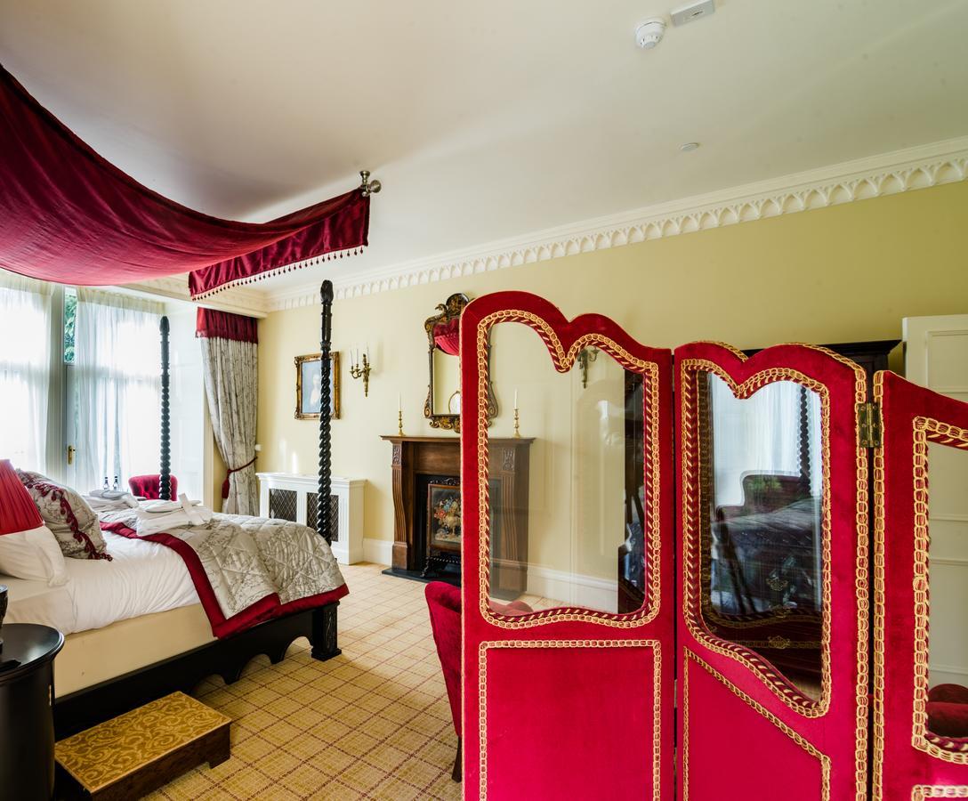 Crossbasket Castle Hotel & Restaurant High Blantyre Dış mekan fotoğraf