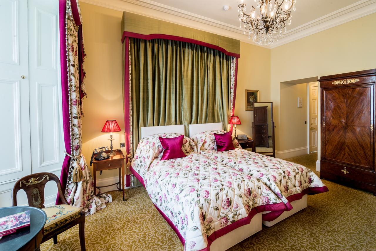 Crossbasket Castle Hotel & Restaurant High Blantyre Dış mekan fotoğraf